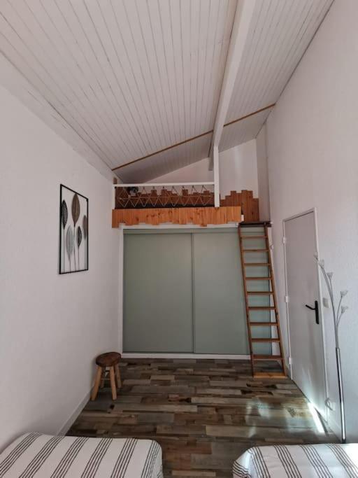 Les Pins Dans L'Eau Apartment Carcans Exterior photo